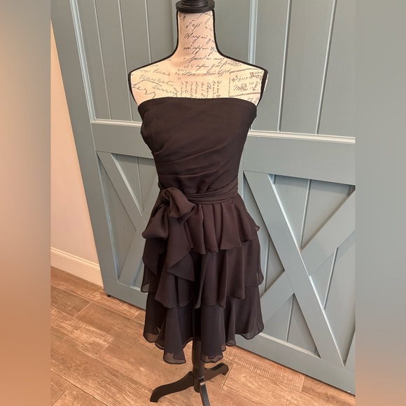 White House Black Market Strapless Cocktail Dress With Ruffle Bottom - Picture 1 of 5